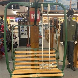 10th mountain army division: Antique White ski poles 53.5”